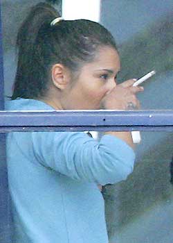 Chavette smokers Cheryl Cole smoking